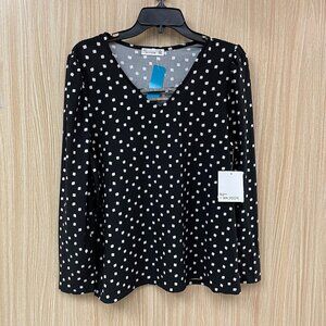 NWT 89th & Madison Black Print Top Size L